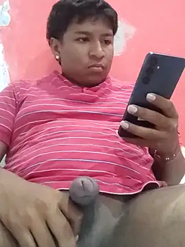 Snapshot of Tu_papi_69_ chatting on March 24, 2026, 2:16 am Tu papi 69 online show from March 24, 2026, 2:16 am