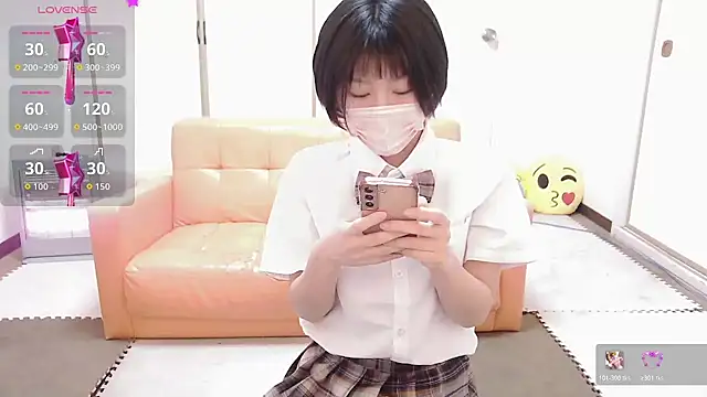 minamina1221 online show from March 11, 2026, 7:14 am