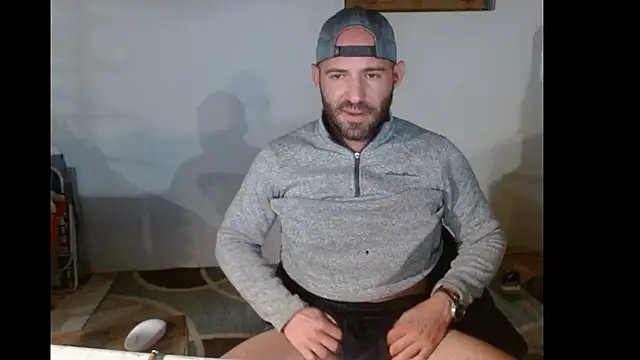 Snapshot of TheNakedPreacher chatting on January 8, 2025, 9:21 am TheNakedPreacher online show from January 8, 2025, 9:21 am