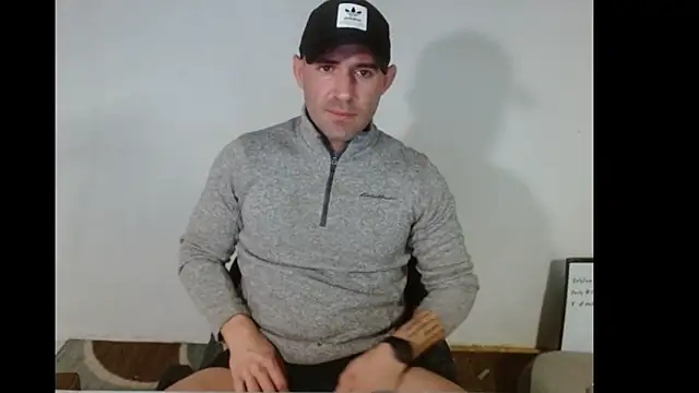 Snapshot of TheNakedPreacher chatting on January 24, 2025, 9:06 am TheNakedPreacher online show from January 24, 2025, 9:06 am