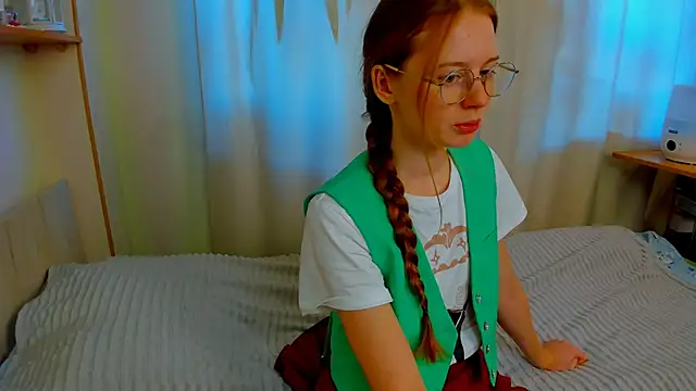 Fire Luna online show from November 14, 2025, 5:28 am