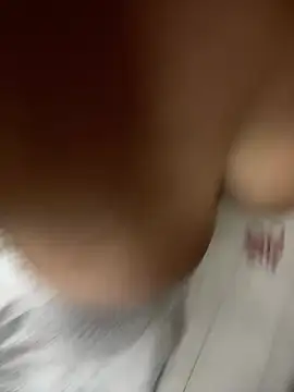 Snapshot of cheke42000 chatting on February 6, 2026, 11:30 pm cheke42000 online show from February 6, 2026, 11:30 pm