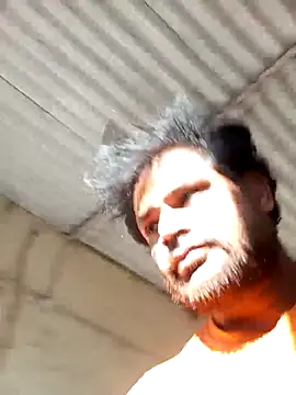 Snapshot of Priynkarani chatting on February 28, 2026, 11:55 am Priynkarani online show from February 28, 2026, 11:55 am