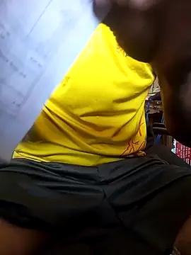 Snapshot of Priynkarani chatting on March 6, 2026, 5:48 am Priynkarani online show from March 6, 2026, 5:48 am