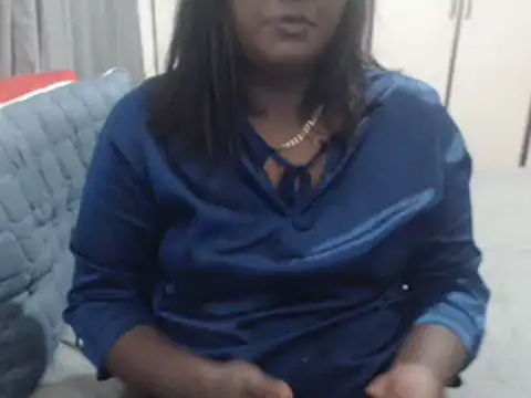 Snapshot of INDIANSIN2 chatting on February 17, 2025, 9:46 am INDIANSIN2 online show from February 17, 2025, 9:46 am