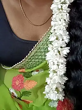 Snapshot of tamil-varshu chatting on January 2, 2025, 4:02 pm tamil-varshu online show from January 2, 2025, 4:02 pm