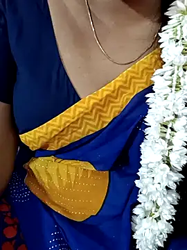 Snapshot of tamil-varshu chatting on January 5, 2025, 2:52 pm tamil-varshu online show from January 5, 2025, 2:52 pm