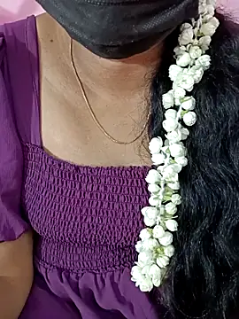 Snapshot of tamil-varshu chatting on February 20, 2025, 2:57 pm tamil-varshu online show from February 20, 2025, 2:57 pm