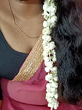 Snapshot of tamil-varshu chatting on February 21, 2025, 4:05 pm tamil-varshu online show from February 21, 2025, 4:05 pm