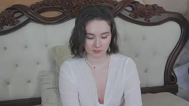 IreneRaye online show from February 5, 2025, 11:23 am