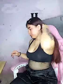 carolayrosse online show from October 25, 2025, 3:14 am