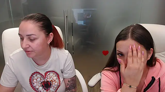 Snapshot of Amy--Samy chatting on March 15, 2025, 1:29 pm Amy--Samy online show from March 15, 2025, 1:29 pm