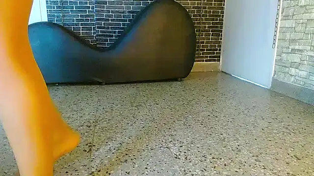 Amanda whitee online show from February 26, 2025, 1:19 pm