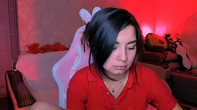 Snapshot of Swee_Alicee chatting on October 12, 2025, 7:02 pm Swee Alicee online show from October 12, 2025, 7:02 pm