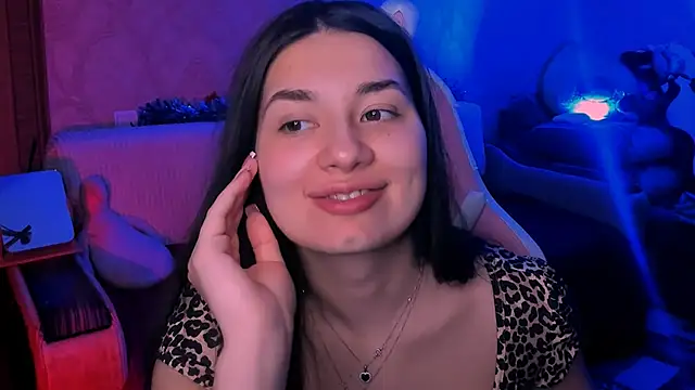 Snapshot of Swee_Alicee chatting on January 14, 2026, 8:36 pm Swee Alicee online show from January 14, 2026, 8:36 pm