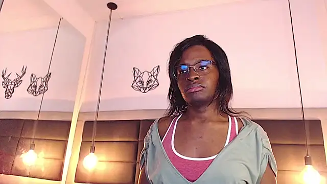 Snapshot of candy_lovee69 chatting on October 17, 2025, 9:06 pm candy lovee69 online show from October 17, 2025, 9:06 pm