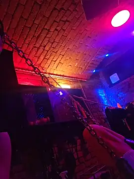 manforhotfun online show from November 1, 2025, 1:18 am