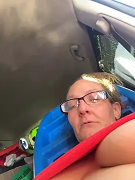 SweetVegasTits online show from February 25, 2025, 12:25 am