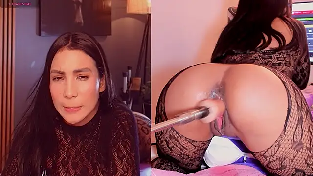 Snapshot of Kinky_Mindy_ chatting on February 1, 2026, 8:29 pm Kinky Mindy online show from February 1, 2026, 8:29 pm