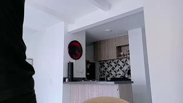 Snapshot of tony_muscle chatting on December 14, 2025, 7:18 pm tony muscle online show from December 14, 2025, 7:18 pm