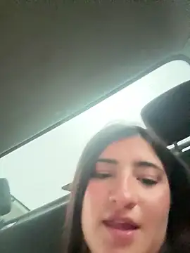 AhriCutte online show from February 14, 2025, 6:29 pm