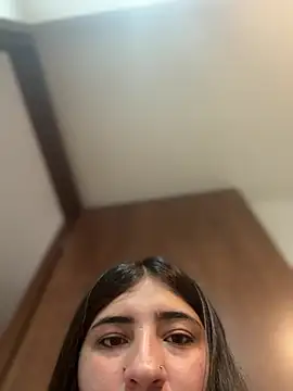 AhriCutte online show from March 7, 2025, 4:55 pm