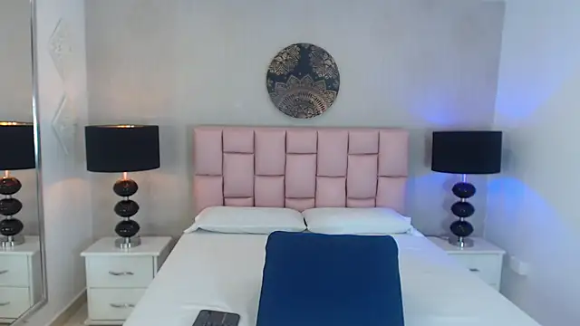 Zoe Vixen online show from February 20, 2025, 12:04 pm