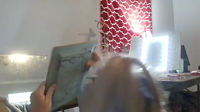 BluEyeGemini333 online show from December 21, 2024, 10:30 pm