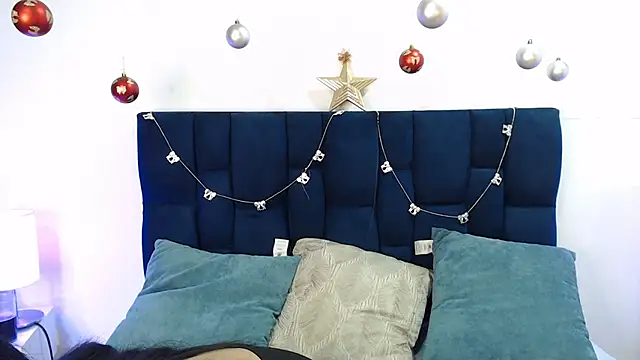 kitii we3d online show from December 25, 2024, 5:05 am