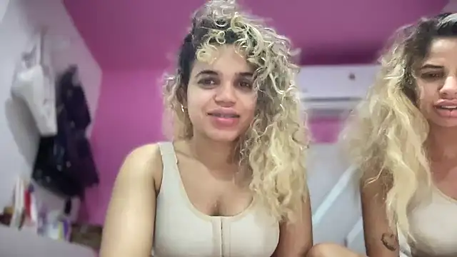 Snapshot of Susandolls chatting on December 20, 2025, 6:20 am Susandolls online show from December 20, 2025, 6:20 am