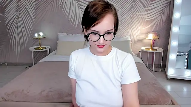 StellaGloww online show from January 26, 2025, 8:14 am