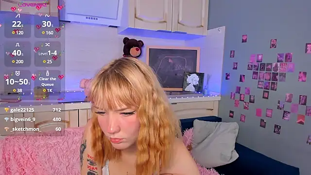 Linablueeyed online show from February 18, 2025, 5:31 pm