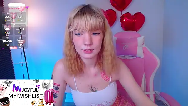 Linablueeyed online show from March 11, 2025, 8:20 am