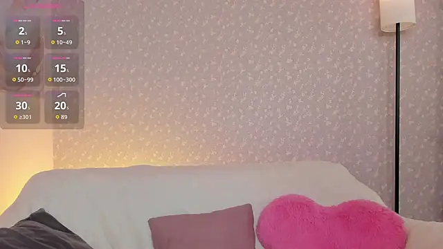 Linablueeyed online show from October 6, 2025, 9:18 am