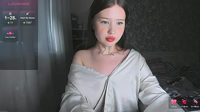 kate8ketee8 online show from October 21, 2025, 1:01 pm