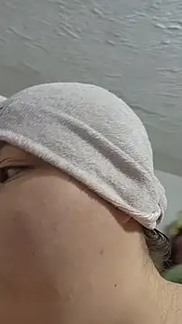 almitapro07 online show from March 12, 2026, 11:33 pm