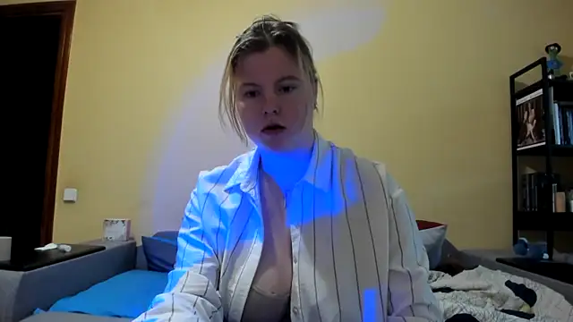 Snapshot of LillyDepp chatting on February 5, 2026, 2:22 pm LillyDepp online show from February 5, 2026, 2:22 pm