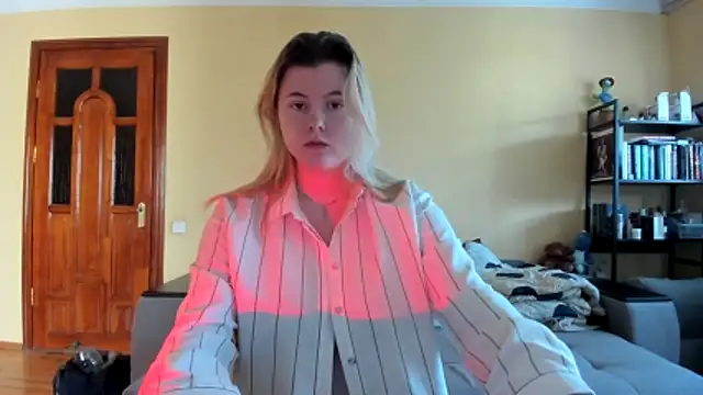 Snapshot of LillyDepp chatting on February 20, 2026, 1:22 pm LillyDepp online show from February 20, 2026, 1:22 pm