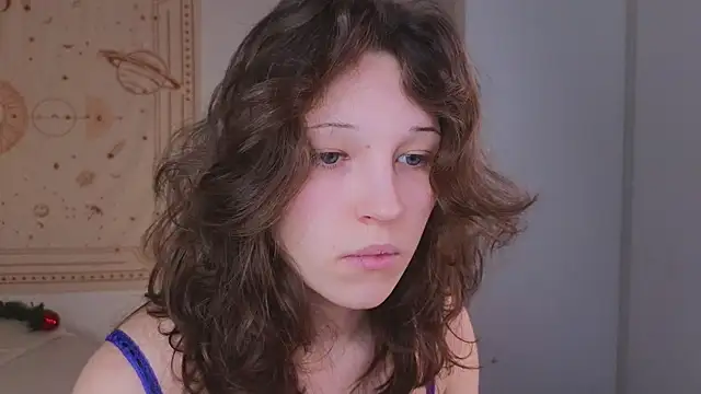 Snapshot of cherry_lea chatting on December 16, 2025, 6:02 pm cherry lea online show from December 16, 2025, 6:02 pm