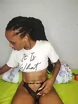 Snapshot of FreakySag_8888 chatting on December 24, 2024, 6:22 am FreakySag 8888 online show from December 24, 2024, 6:22 am