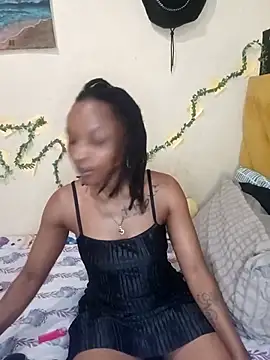 Snapshot of FreakySag_8888 chatting on November 2, 2025, 5:32 am FreakySag 8888 online show from November 2, 2025, 5:32 am