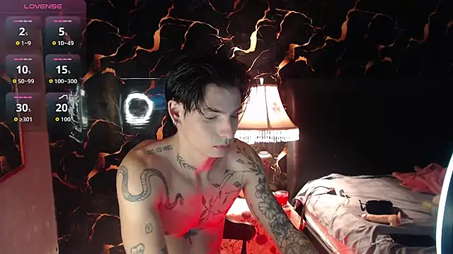 Apolo Hidalgo01 online show from November 6, 2025, 10:54 pm