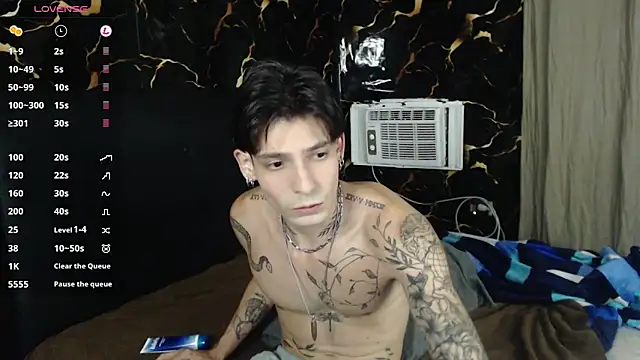 Snapshot of Apolo_Hidalgo01 chatting on March 19, 2026, 11:09 pm Apolo Hidalgo01 online show from March 19, 2026, 11:09 pm