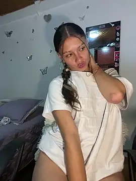 Andi9  online show from December 11, 2024, 5:21 am