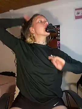 Andi9  online show from January 11, 2025, 2:20 am