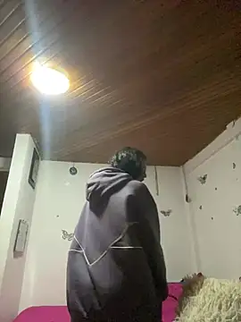 Andi9  online show from February 1, 2025, 2:37 am