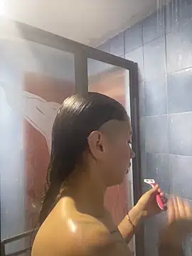 Andi9  online show from February 23, 2025, 4:13 pm