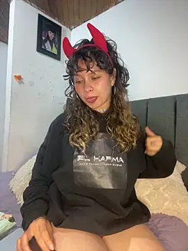 Andi9  online show from October 24, 2025, 2:41 am