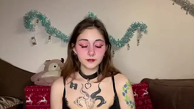 Snapshot of _Devill_Baby chatting on January 26, 2025, 4:41 pm Devill Baby online show from January 26, 2025, 4:41 pm