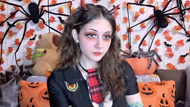 Snapshot of _Devill_Baby chatting on October 3, 2025, 4:48 pm Devill Baby online show from October 3, 2025, 4:48 pm